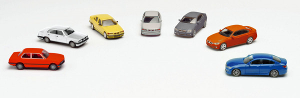 Herpa 076760 - Set mit 7 Modellen "7 Generationen der BMW 3er Reihe" - 1:87