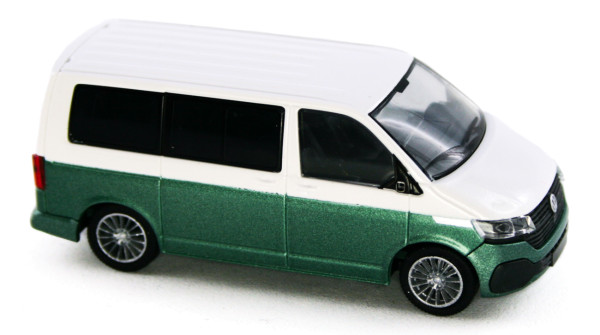 Rietze 11674 - Volkswagen T6.1 Bus KR candyweiß/bay leaf green - 1:87