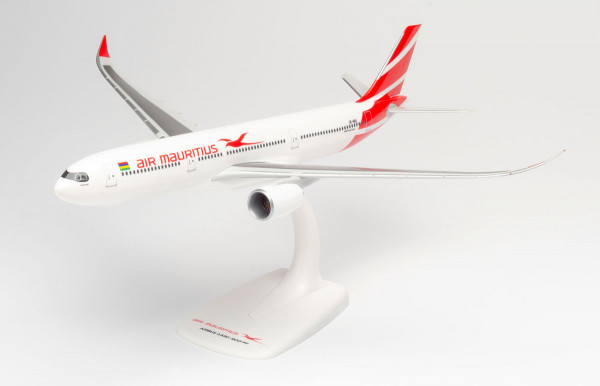 Herpa Wings 612623 - Air Mauritius Airbus A330-900 neo - 3B-NBU "Aapravasi Ghat" - 1:200 - Snap-Fit