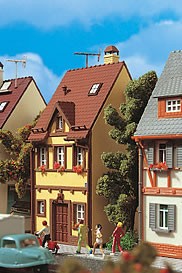 Vollmer 43671 - Wohnhaus Bahnhofstr. 13 - H0