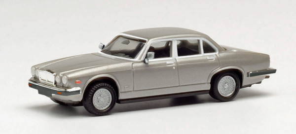 Herpa 430814 - Jaguar XJ 6, silbermetallic - 1:87