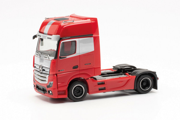 Herpa 315852 - Mercedes-Benz Actros `18 Gigaspace Zugmaschine „Edition 3“, rot - 1:87