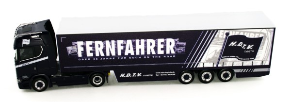 Herpa 936040 - Scania CS 20 HD Gardinenplanen-Sattelzug "H.D.T.V./ Fernfahrer" - 1:87