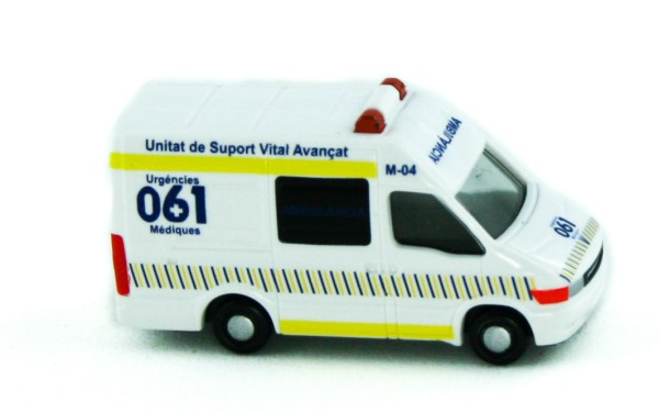 Rietze 16973 - Iveco Daily Ambulancia (ES) - 1:160