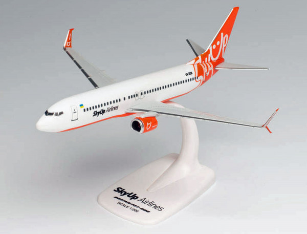 Herpa Wings 613187 - SkyUp Airlines Boeing 737-800 - UR-SQB - 1:200 - Snap-Fit