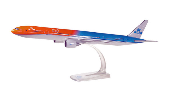Herpa Wings 611275-001 - KLM Boeing 777-300ER - PH-BVA &quot;Orange Pride&quot; - 1:200 - Snap-Fit